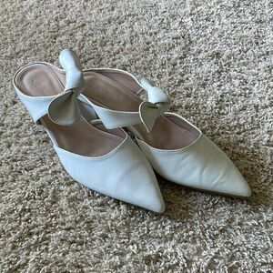 Women's White Mules with Bow 2" Heel GUC